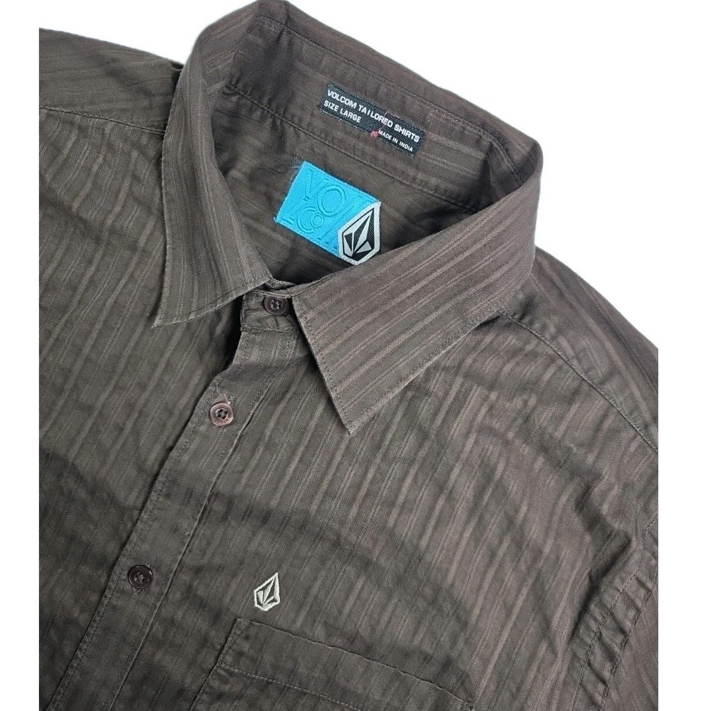 Volcom Tailored Mens Button Down Long Sleeve Shirt BROWN Striped SZ L